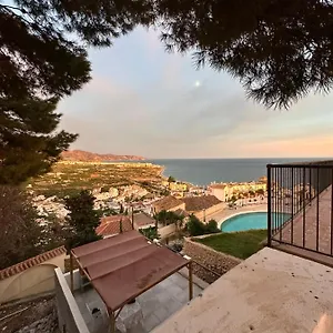 Carmen , Nerja España